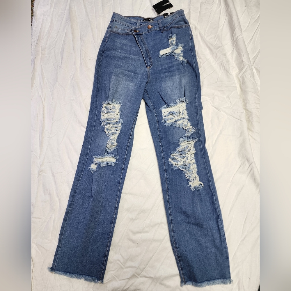 Fashion Nova Don’t Get Crossed Over Slouch Fit Jeans NWT 👖